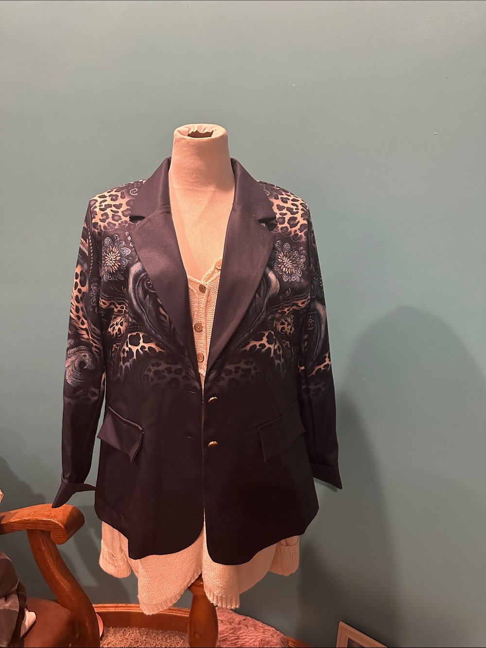 Jacket - Picture 2 of 4